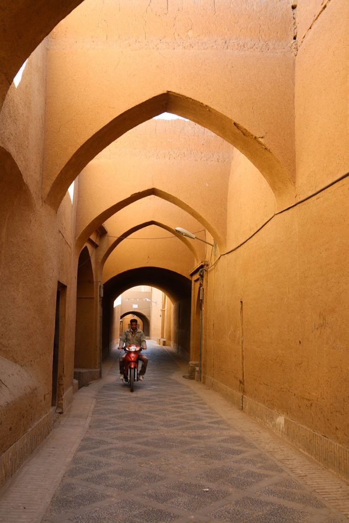 10 ways to make the best of your Yazd trip!