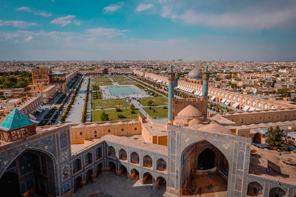 Naqsh-e Jahan sq. Esfahan - Iran itinerary