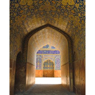  Road to heaven... #travestyleesfahsn #travestyle #Esfahan 